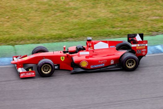 Formula 1 race on smart TV streaming app